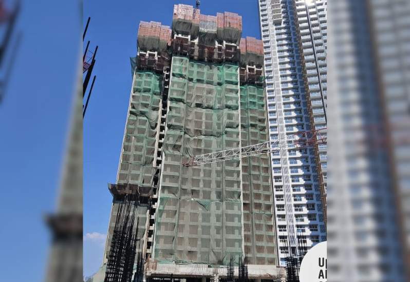 Wadhwa-Atmosphere-Construction-Status-Tower-F-32nd-Floor-April-2023